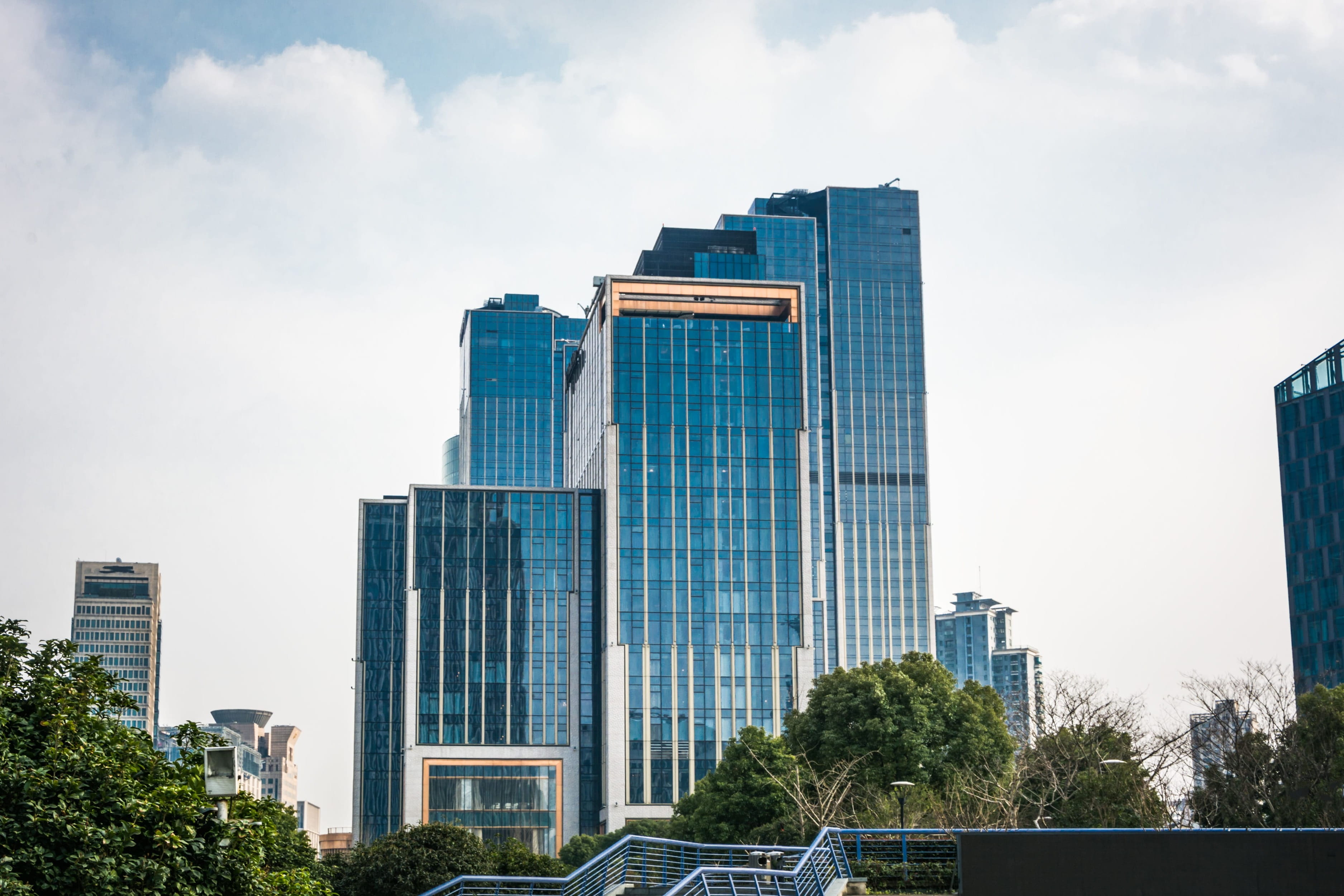 1353+ Ready to Move Projects